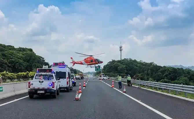 泽普高速公路汽车救援案例